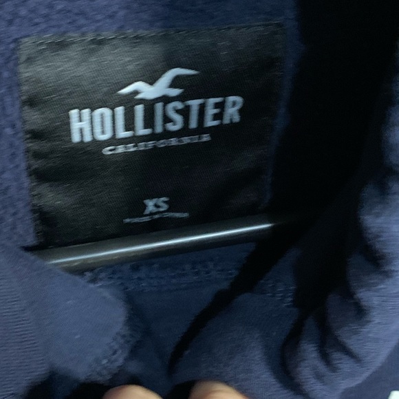 Hollister cropped rugby style hoodie - Picture 3 of 4